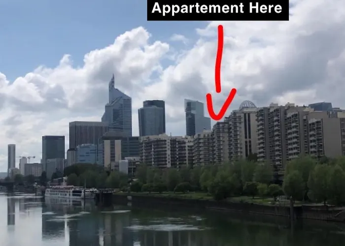 Appartement 85M2 La Defense, Free Parking,Balcony
